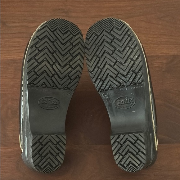 Sanita Black Mules Comfortable Slip-On Clogs - Picture 9 of 10